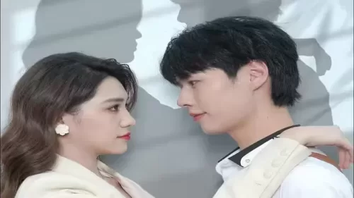 绑定暴富系统后霸总恋爱脑了海报