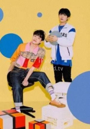 AB6IXCOMEBACKSHOWVIVID海报