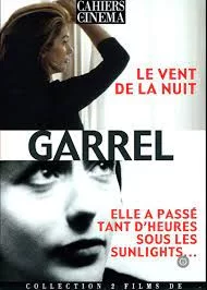 她在阳光下度过的岁月海报