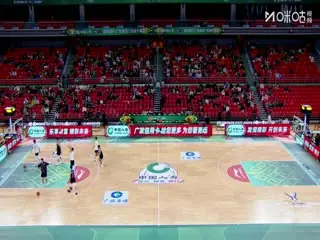 CBA俱乐部杯小组赛长沙电信勇胜VS长白山恩都里20251205海报