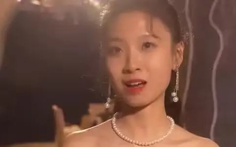 离婚后,夫人是首富千金海报