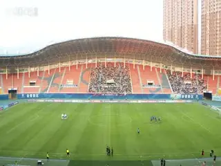 足协杯第四轮比赛大连鲲城VS青岛西海岸20250622海报