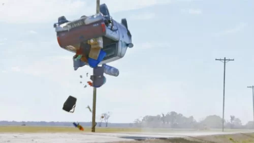 超时空悬疑<环形使者>:2044年后中国成为胜地,美国陷入混乱海报