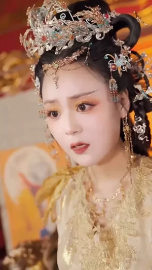 当我穿越成女儿国先知海报