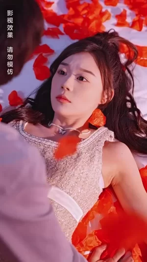 离婚后我成了前夫的白月光海报