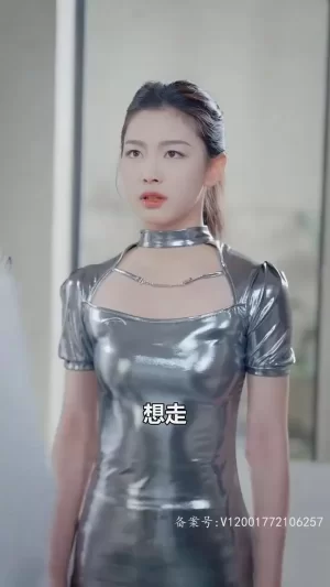 开局一身无敌大招海报