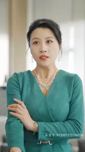 分手后被迫继承家业海报