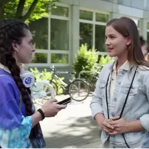 乡村女孩第一季海报