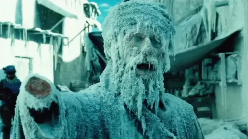 49度高温的沙漠中,300人被瞬间冻成冰雕,地质局都懵了!海报