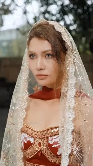 神医下山,未婚妻闺蜜倒追我海报