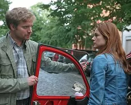 我前任男友的婚礼海报