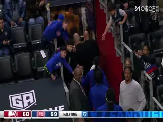 NBA常规赛老鹰VS活塞20251213海报