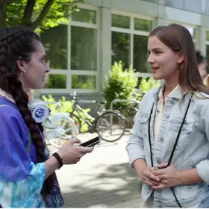 乡村女孩第一季海报