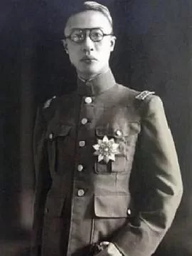 溥仪:末代皇帝海报