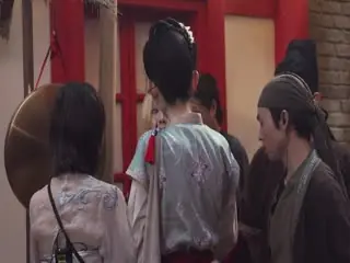 硬糖少女BON-US周年季海报