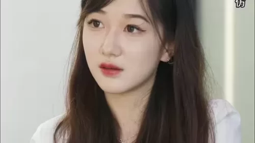 顾总,你的闪婚小妻是大佬呀海报