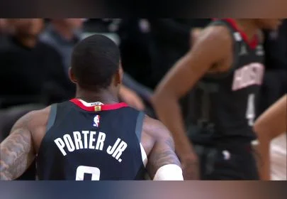 [纯享]火箭vs开拓者精华回放小西蒙斯半场7记三分稳西部第一海报