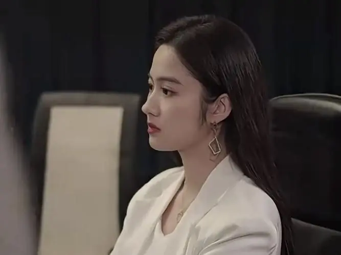 互换后,与渣男他弟恋爱了海报