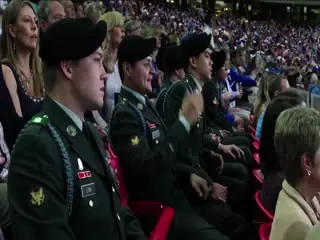 比利·林恩的中场战事海报