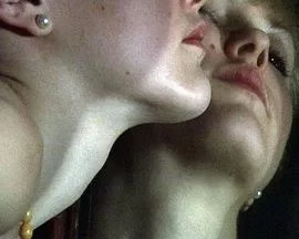 太阳和月亮海报